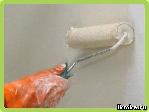 Окрашивание вручную кистью и валиком